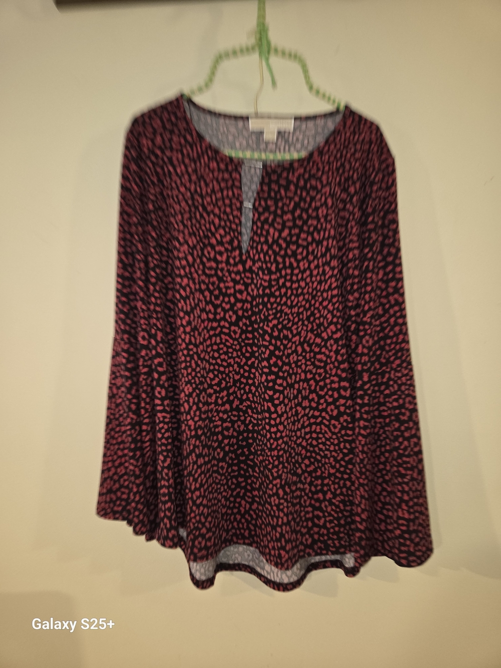 MICHAEL Michael Kors Pink and Black Printed Keyhole Tunic